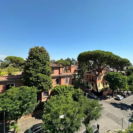 Sant'alessio - 500m From Circus Maximus アパート *